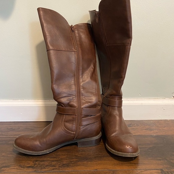 Guess Riding Boots - Picture 2 of 2